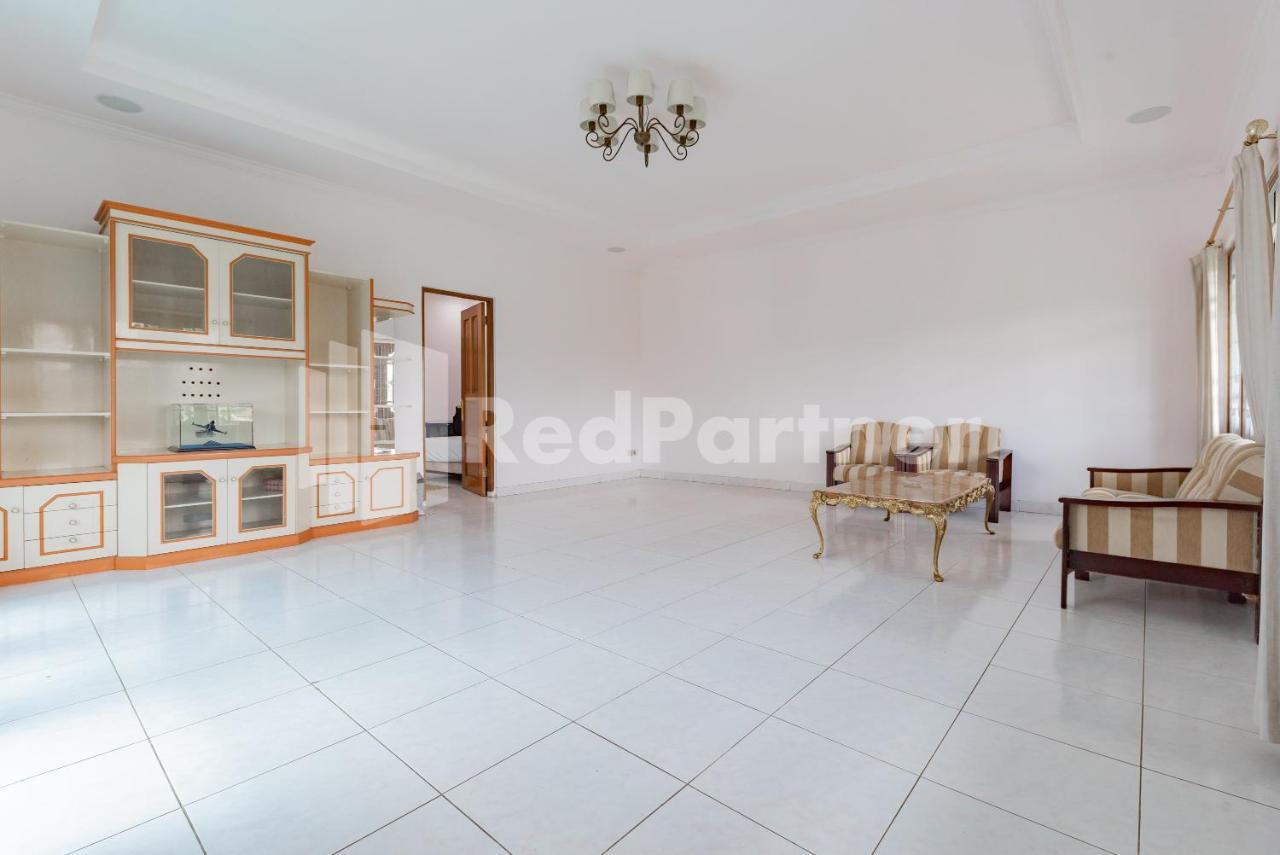 Biru Homestay Bandung Mitra Reddoorz Экстерьер фото
