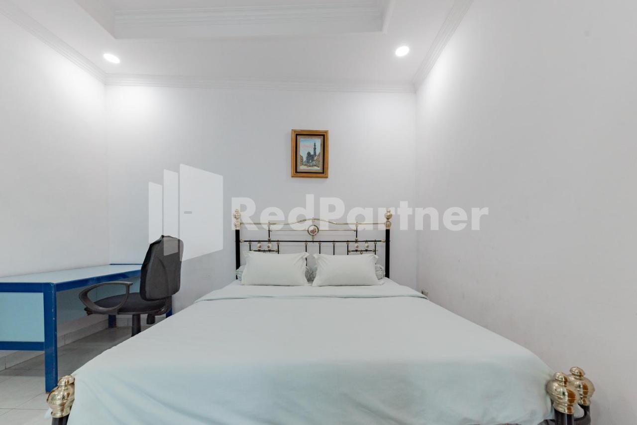 Biru Homestay Bandung Mitra Reddoorz Экстерьер фото