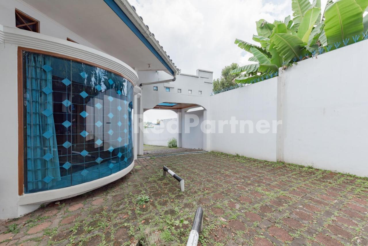 Biru Homestay Bandung Mitra Reddoorz Экстерьер фото